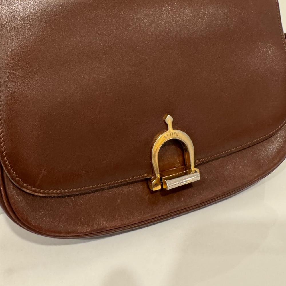Authenticated Celine Brown Leather Vintage Crecy Crossbody Bag - Picture 13 of 16